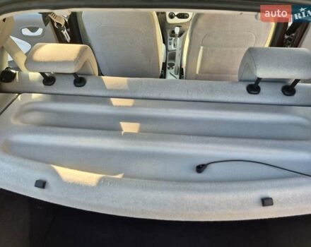 Коричневый Рено Зое, объемом двигателя 0 л и пробегом 173 тыс. км за 5800 $, фото 16 на Automoto.ua