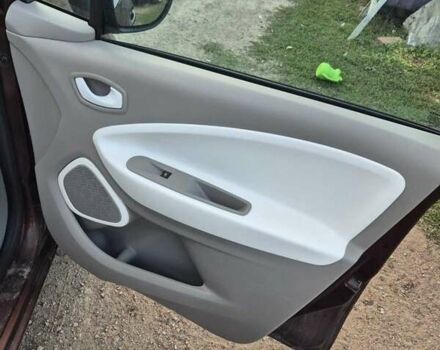 Коричневый Рено Зое, объемом двигателя 0 л и пробегом 173 тыс. км за 5800 $, фото 14 на Automoto.ua