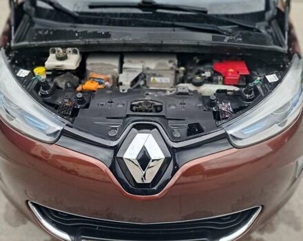 Коричневый Рено Зое, объемом двигателя 0 л и пробегом 112 тыс. км за 5999 $, фото 11 на Automoto.ua