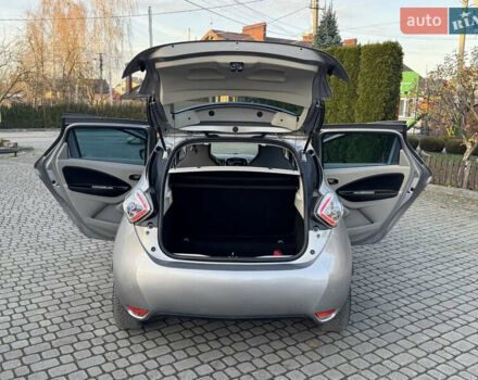 Коричневий Рено Зое, об'ємом двигуна 0 л та пробігом 133 тис. км за 6000 $, фото 3 на Automoto.ua