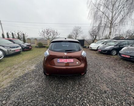 Коричневый Рено Зое, объемом двигателя 0 л и пробегом 129 тыс. км за 6200 $, фото 16 на Automoto.ua