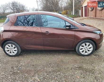 Коричневый Рено Зое, объемом двигателя 0 л и пробегом 52 тыс. км за 8200 $, фото 11 на Automoto.ua