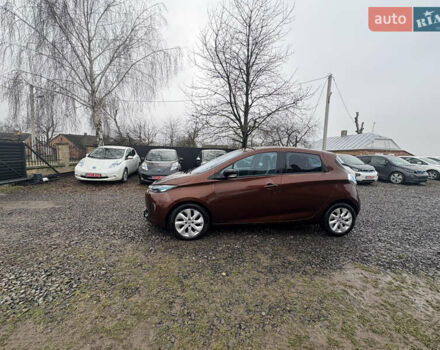 Коричневый Рено Зое, объемом двигателя 0 л и пробегом 129 тыс. км за 6200 $, фото 9 на Automoto.ua