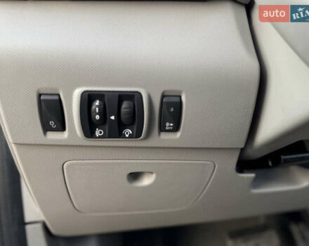 Коричневий Рено Зое, об'ємом двигуна 0 л та пробігом 133 тис. км за 6000 $, фото 26 на Automoto.ua