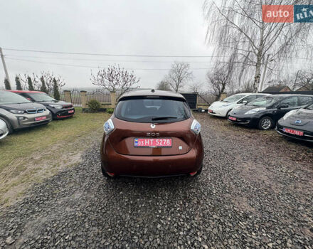 Коричневый Рено Зое, объемом двигателя 0 л и пробегом 129 тыс. км за 6200 $, фото 16 на Automoto.ua