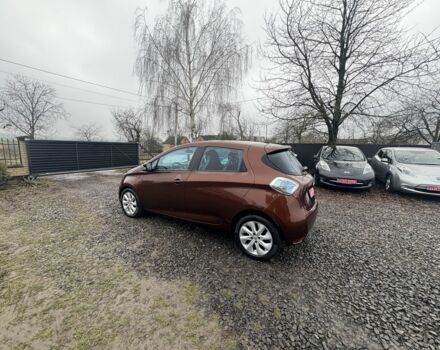 Коричневый Рено Зое, объемом двигателя 0 л и пробегом 129 тыс. км за 6200 $, фото 17 на Automoto.ua