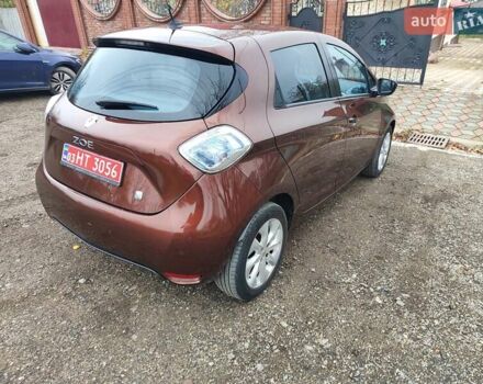 Коричневый Рено Зое, объемом двигателя 0 л и пробегом 52 тыс. км за 8200 $, фото 7 на Automoto.ua