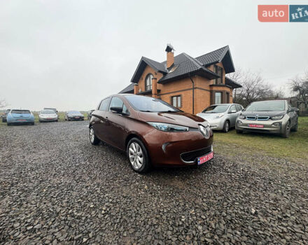 Коричневый Рено Зое, объемом двигателя 0 л и пробегом 129 тыс. км за 6200 $, фото 12 на Automoto.ua