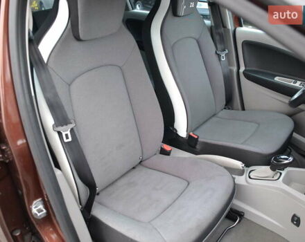 Коричневий Рено Зое, об'ємом двигуна 0 л та пробігом 143 тис. км за 6700 $, фото 25 на Automoto.ua