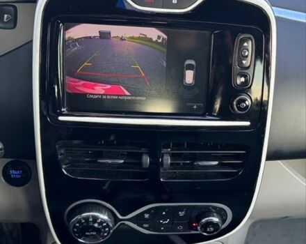 Коричневый Рено Зое, объемом двигателя 0 л и пробегом 133 тыс. км за 5999 $, фото 21 на Automoto.ua