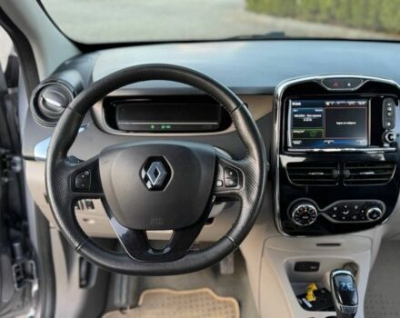 Коричневый Рено Зое, объемом двигателя 0 л и пробегом 133 тыс. км за 5999 $, фото 23 на Automoto.ua