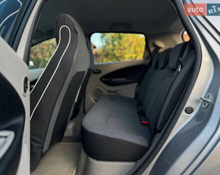 Коричневий Рено Зое, об'ємом двигуна 0 л та пробігом 133 тис. км за 6000 $, фото 10 на Automoto.ua