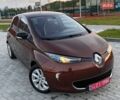 Коричневый Рено Зое, объемом двигателя 0 л и пробегом 65 тыс. км за 7200 $, фото 1 на Automoto.ua