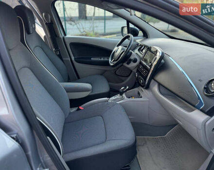 Коричневий Рено Зое, об'ємом двигуна 0 л та пробігом 133 тис. км за 6000 $, фото 11 на Automoto.ua