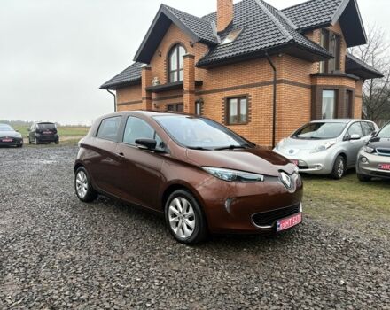 Коричневый Рено Зое, объемом двигателя 0 л и пробегом 129 тыс. км за 6200 $, фото 1 на Automoto.ua