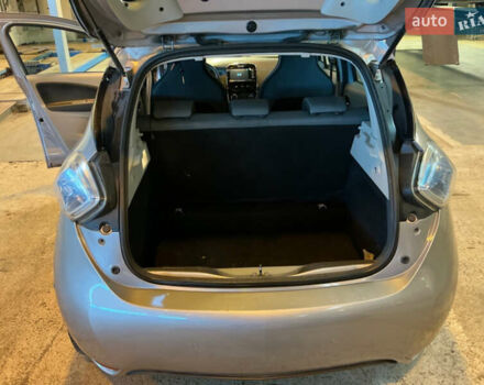 Коричневий Рено Зое, об'ємом двигуна 0 л та пробігом 133 тис. км за 6000 $, фото 47 на Automoto.ua