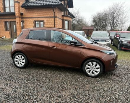 Коричневый Рено Зое, объемом двигателя 0 л и пробегом 129 тыс. км за 6200 $, фото 2 на Automoto.ua