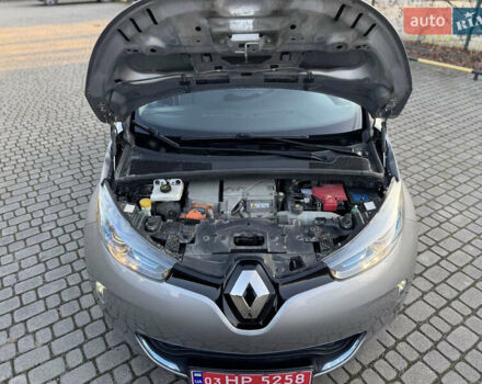 Коричневий Рено Зое, об'ємом двигуна 0 л та пробігом 133 тис. км за 6000 $, фото 14 на Automoto.ua