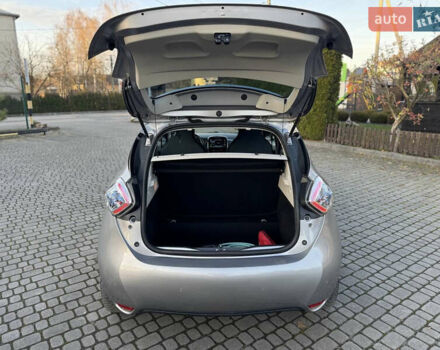 Коричневий Рено Зое, об'ємом двигуна 0 л та пробігом 133 тис. км за 6000 $, фото 24 на Automoto.ua