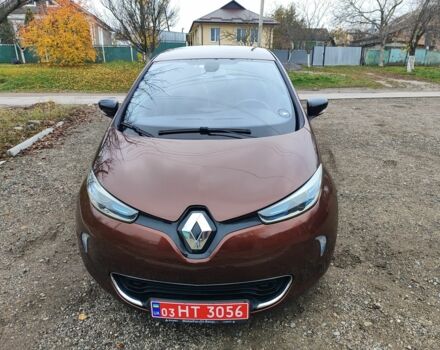 Коричневый Рено Зое, объемом двигателя 0 л и пробегом 52 тыс. км за 7500 $, фото 2 на Automoto.ua