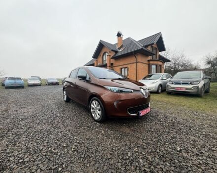 Коричневый Рено Зое, объемом двигателя 0 л и пробегом 129 тыс. км за 6200 $, фото 12 на Automoto.ua