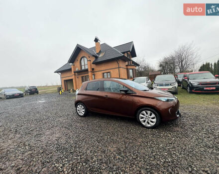 Коричневый Рено Зое, объемом двигателя 0 л и пробегом 129 тыс. км за 6200 $, фото 13 на Automoto.ua