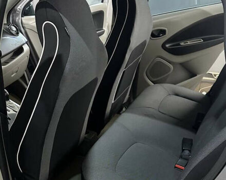 Коричневий Рено Зое, об'ємом двигуна 0 л та пробігом 133 тис. км за 6000 $, фото 45 на Automoto.ua