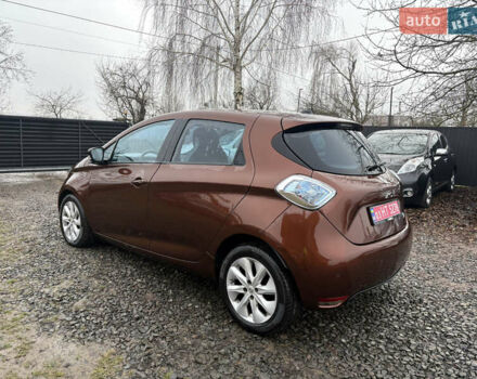 Коричневый Рено Зое, объемом двигателя 0 л и пробегом 129 тыс. км за 6200 $, фото 6 на Automoto.ua