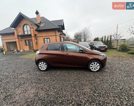 Коричневый Рено Зое, объемом двигателя 0 л и пробегом 129 тыс. км за 6200 $, фото 14 на Automoto.ua