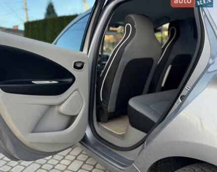 Коричневий Рено Зое, об'ємом двигуна 0 л та пробігом 133 тис. км за 6000 $, фото 35 на Automoto.ua