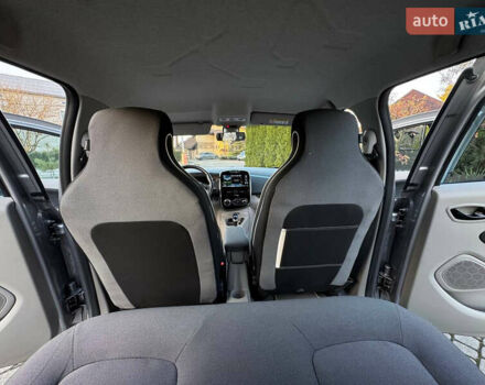 Коричневий Рено Зое, об'ємом двигуна 0 л та пробігом 133 тис. км за 6000 $, фото 13 на Automoto.ua