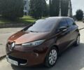 Коричневый Рено Зое, объемом двигателя 0 л и пробегом 108 тыс. км за 7900 $, фото 1 на Automoto.ua
