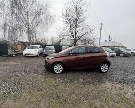 Коричневый Рено Зое, объемом двигателя 0 л и пробегом 129 тыс. км за 6200 $, фото 9 на Automoto.ua