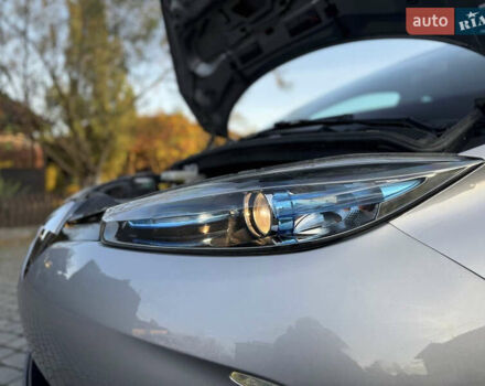 Коричневий Рено Зое, об'ємом двигуна 0 л та пробігом 133 тис. км за 6000 $, фото 16 на Automoto.ua