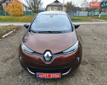 Коричневый Рено Зое, объемом двигателя 0 л и пробегом 52 тыс. км за 8200 $, фото 3 на Automoto.ua