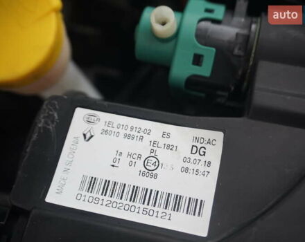 Коричневий Рено Зое, об'ємом двигуна 0 л та пробігом 220 тис. км за 9000 $, фото 54 на Automoto.ua