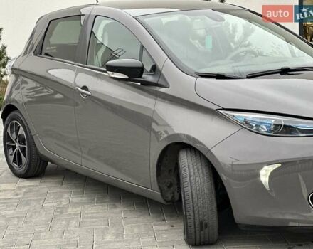 Коричневый Рено Зое, объемом двигателя 0 л и пробегом 35 тыс. км за 11600 $, фото 15 на Automoto.ua