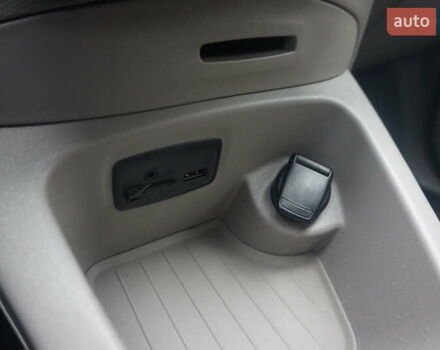 Коричневий Рено Зое, об'ємом двигуна 0 л та пробігом 220 тис. км за 9000 $, фото 33 на Automoto.ua