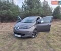 Коричневый Рено Зое, объемом двигателя 0 л и пробегом 150 тыс. км за 9750 $, фото 1 на Automoto.ua