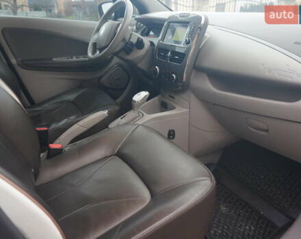 Коричневий Рено Зое, об'ємом двигуна 0 л та пробігом 220 тис. км за 9000 $, фото 36 на Automoto.ua