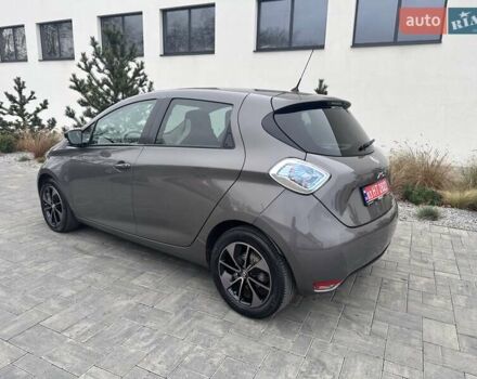 Коричневый Рено Зое, объемом двигателя 0 л и пробегом 35 тыс. км за 11600 $, фото 25 на Automoto.ua