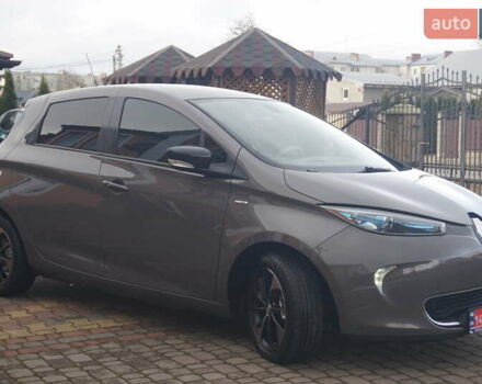 Коричневий Рено Зое, об'ємом двигуна 0 л та пробігом 220 тис. км за 9000 $, фото 4 на Automoto.ua