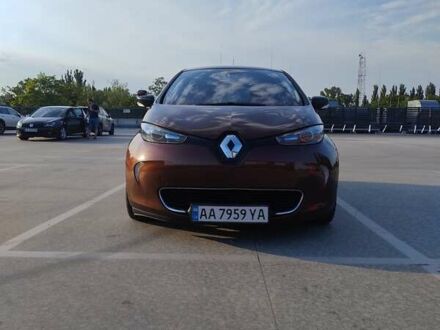 Коричневий Рено Зое, об'ємом двигуна 0 л та пробігом 136 тис. км за 6500 $, фото 1 на Automoto.ua