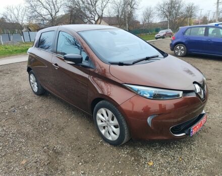 Коричневый Рено Зое, объемом двигателя 0 л и пробегом 52 тыс. км за 7500 $, фото 1 на Automoto.ua