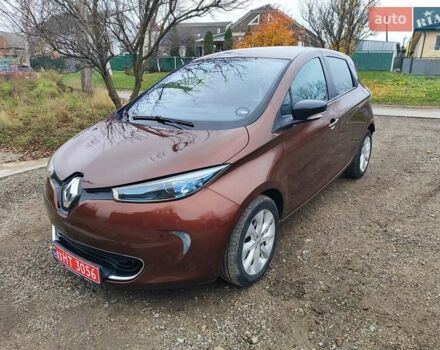 Коричневый Рено Зое, объемом двигателя 0 л и пробегом 52 тыс. км за 8200 $, фото 1 на Automoto.ua