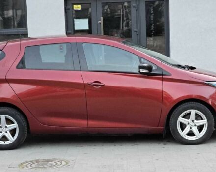 Красный Рено Зое, объемом двигателя 0 л и пробегом 142 тыс. км за 8750 $, фото 1 на Automoto.ua