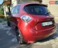 Красный Рено Зое, объемом двигателя 0 л и пробегом 131 тыс. км за 10000 $, фото 4 на Automoto.ua