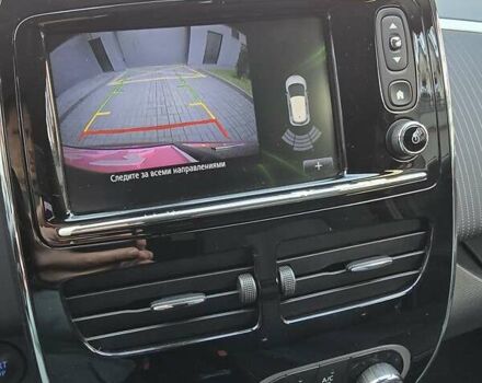 Рено Зое 2017 в Львове на Automoto.ua Красный Рено Зое, объемом двигателя 0 л и пробегом 144 тыс. км за 8750 $, фото 12 на Automoto.ua