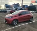 Красный Рено Зое, объемом двигателя 0 л и пробегом 126 тыс. км за 9850 $, фото 1 на Automoto.ua