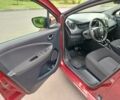 Красный Рено Зое, объемом двигателя 0 л и пробегом 150 тыс. км за 9000 $, фото 7 на Automoto.ua